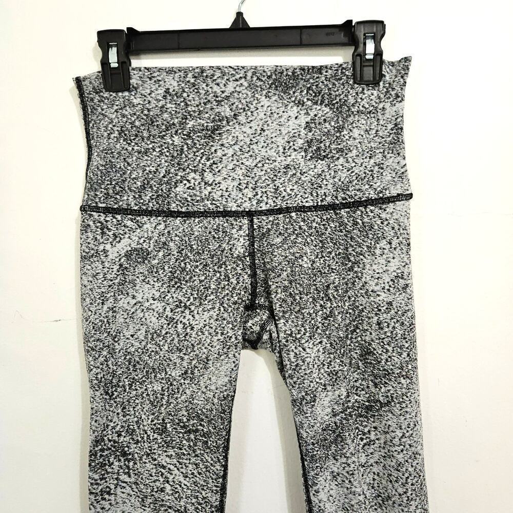 Lululemon Wunder Under Pant Hi-Rise Luon Spray Jacquard White Black Sz 8 Medium - Picture 4 of 6